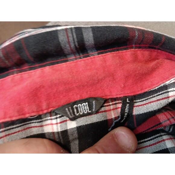 VINTAGE LL COOL J Shirt Mens Black/Red Striped Button Down Graphic Design Large - Picture 4 of 4